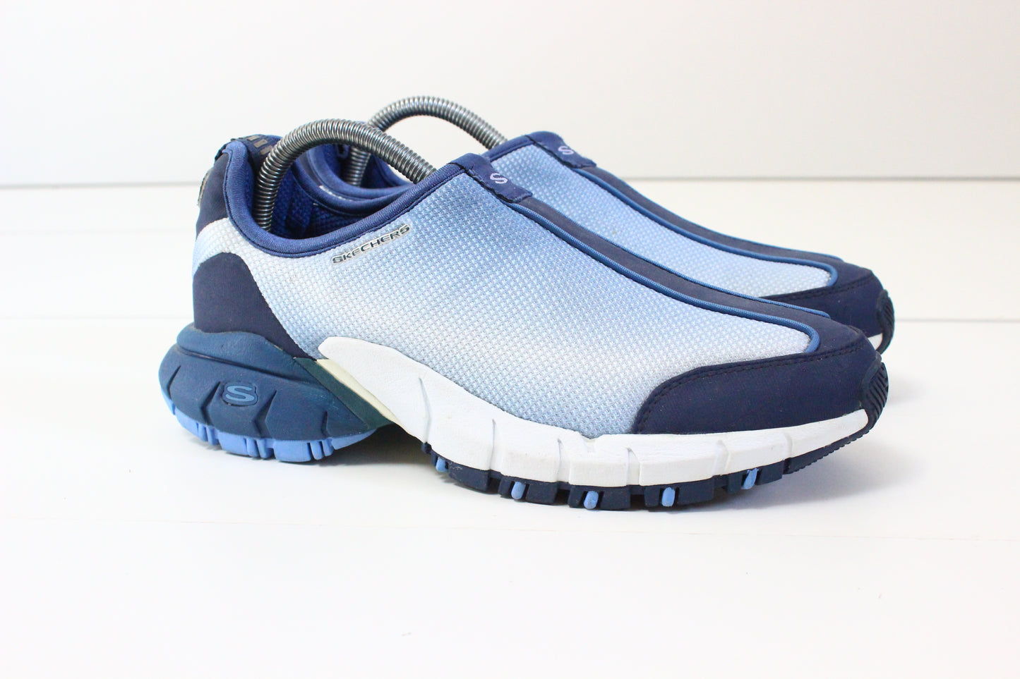 🔵 Sketchers Slip On Runner