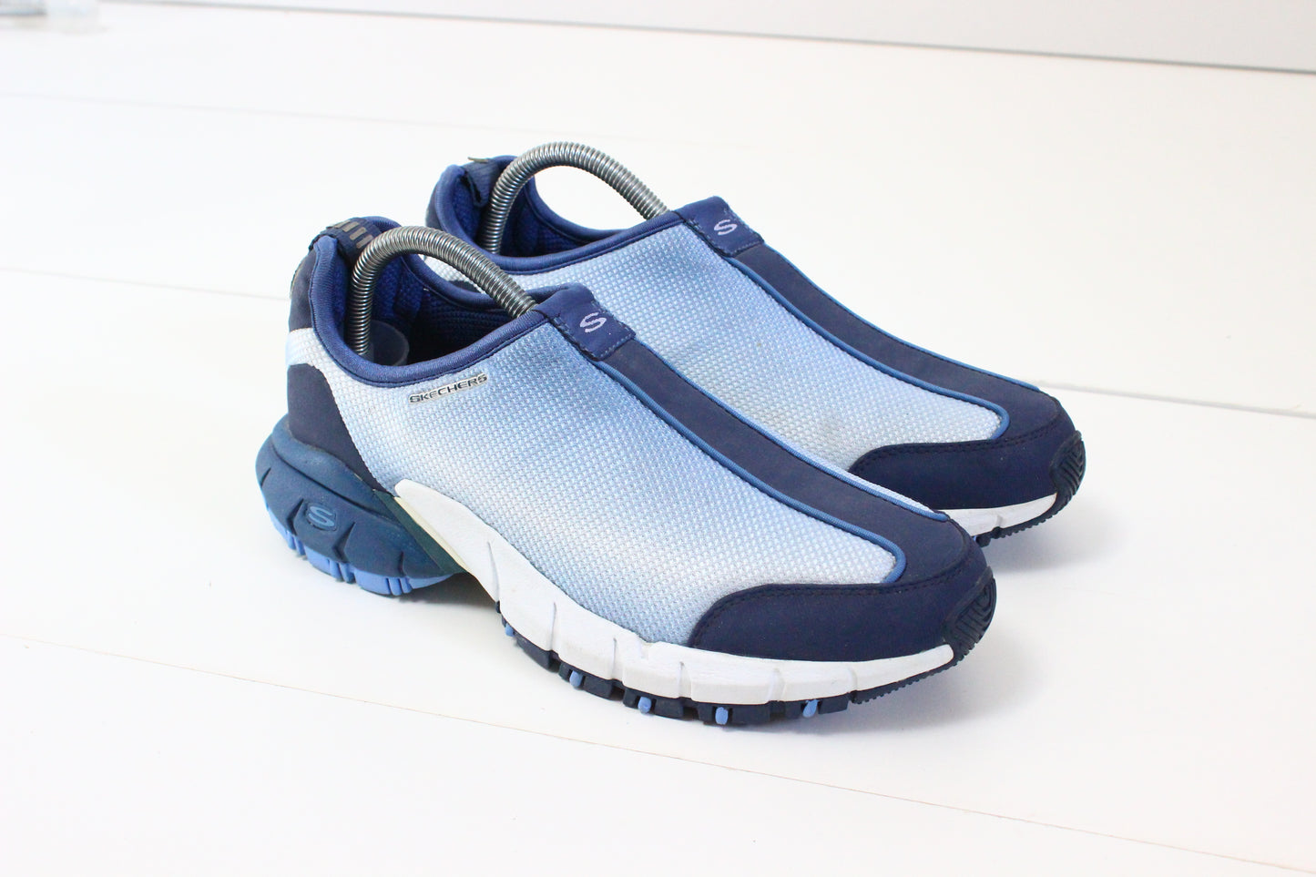 🔵 Sketchers Slip On Runner